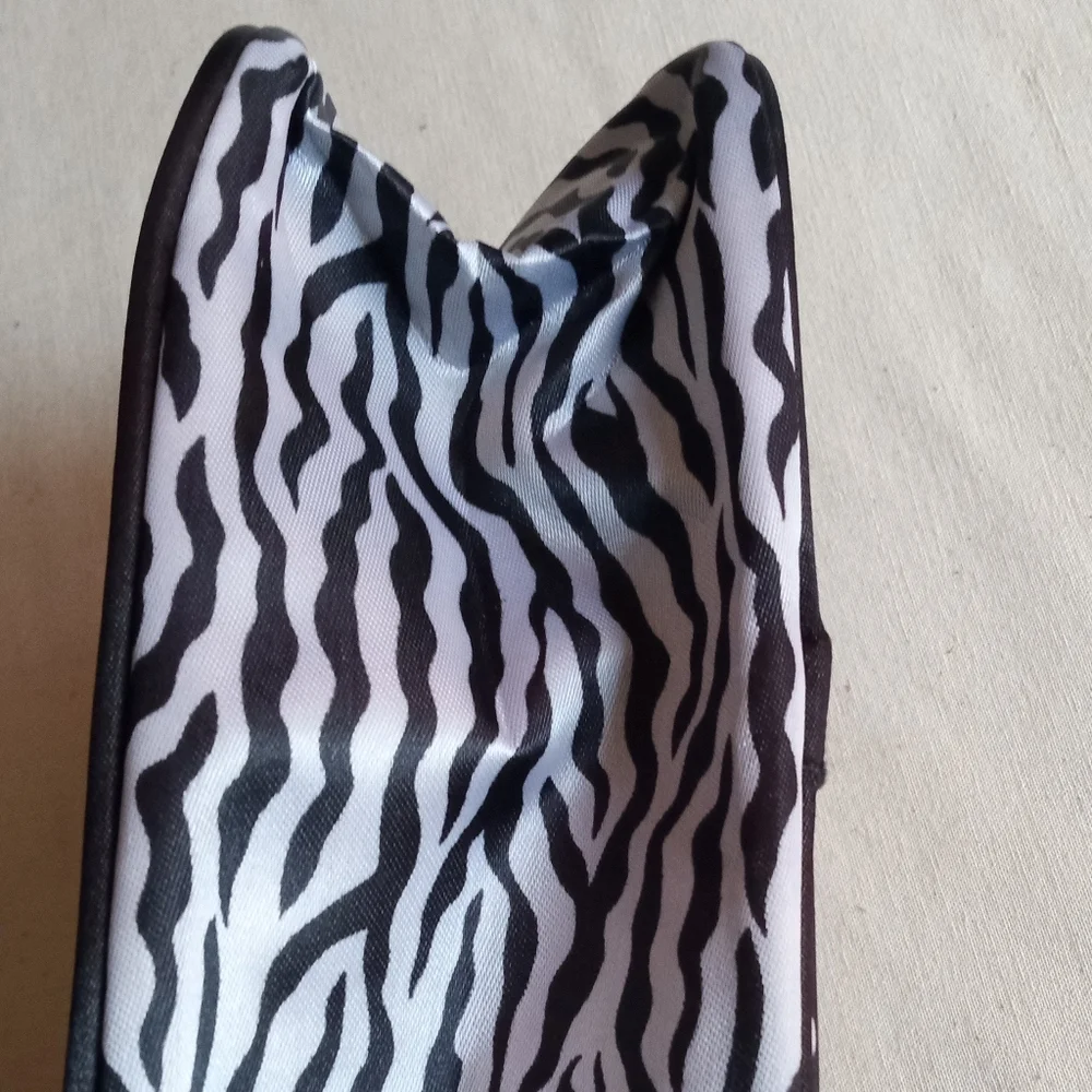 Makeup bag